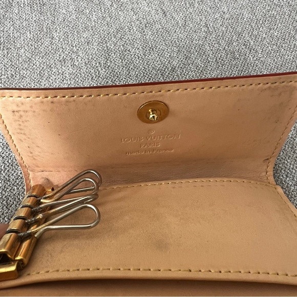 Louis Vuitton x Takashi Murakami Key Holder - Picture 6 of 8